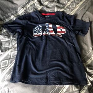 Gap kids size  L shirt